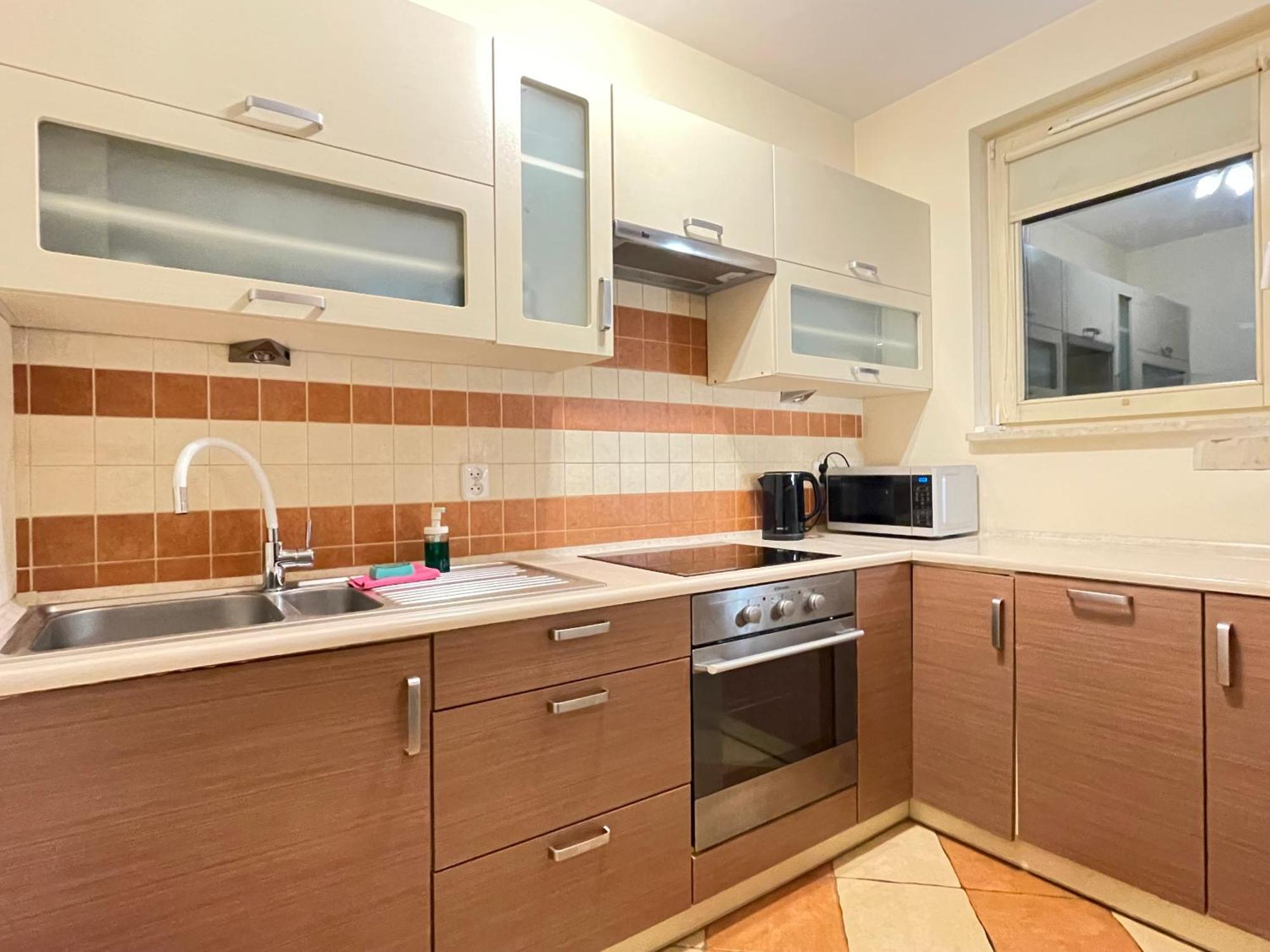 Superior Bukowinska, Studio, Pool & Gym! Metro Wilanowska, Garage Parking! 24H Reception! وارسو المظهر الخارجي الصورة